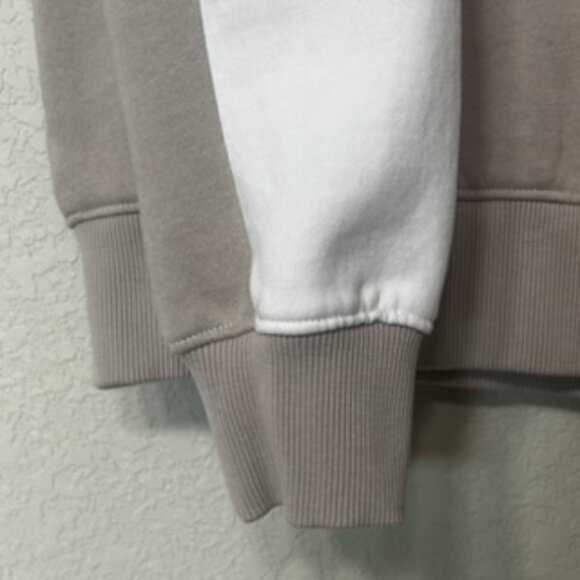 NWOT Denim & Flower Ricky Singh Colorblock Crewneck Sweatshirt Pullover - Picture 3 of 10